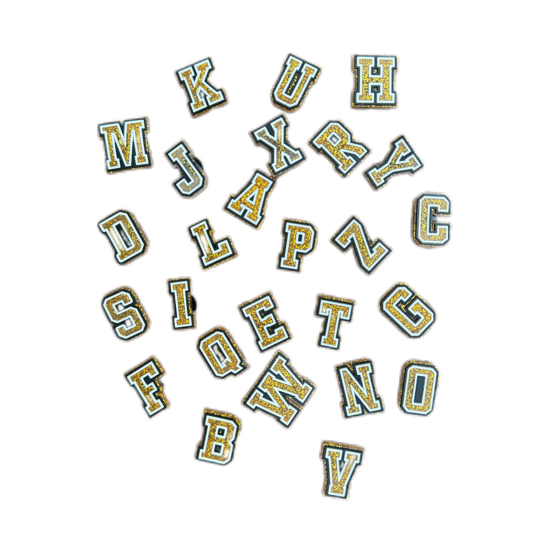 Lettres multiples paillettes dorées